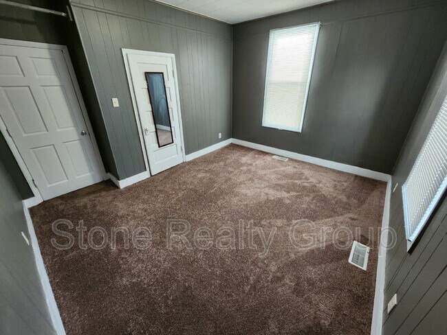 Building Photo - 1467 S 8th St