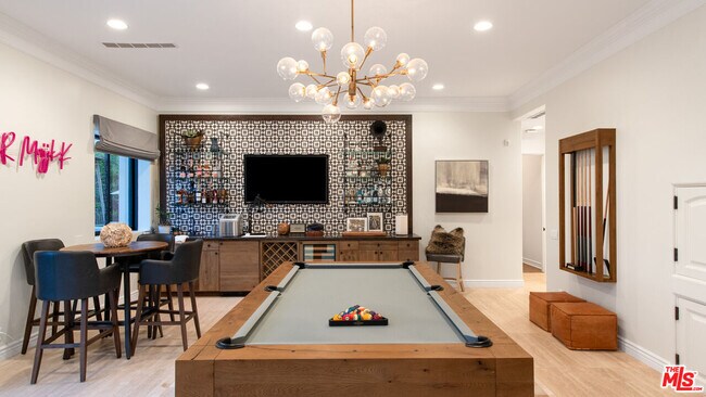 Building Photo - 6110 Merritt Dr