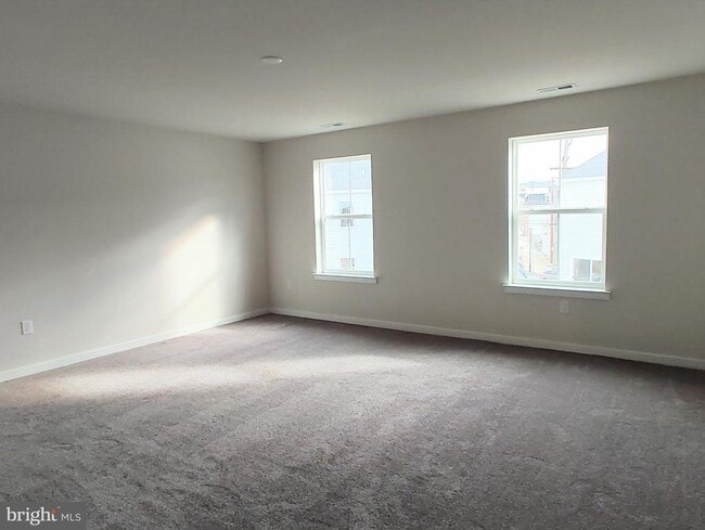 Building Photo - 3 Wafer Aly