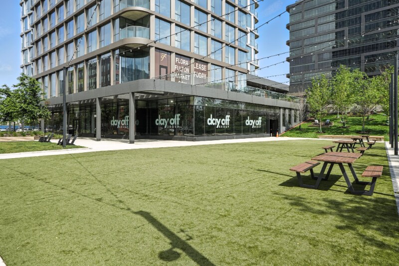 Building Photo - 1119 W Carroll Ave