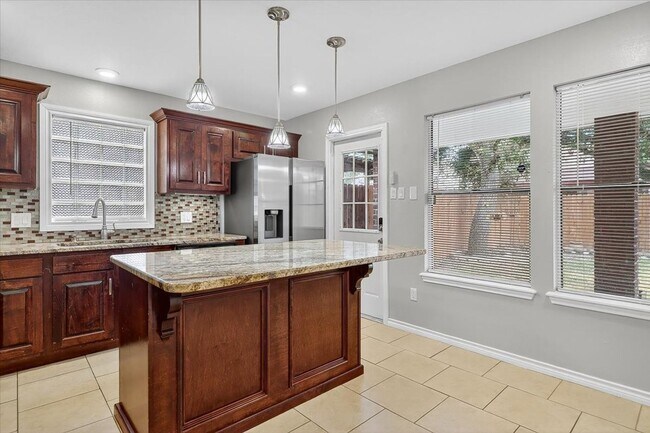 Building Photo - 4430 Cedar Pass Dr