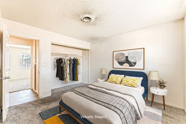 Building Photo - 5809 Pebble Beach Blvd
