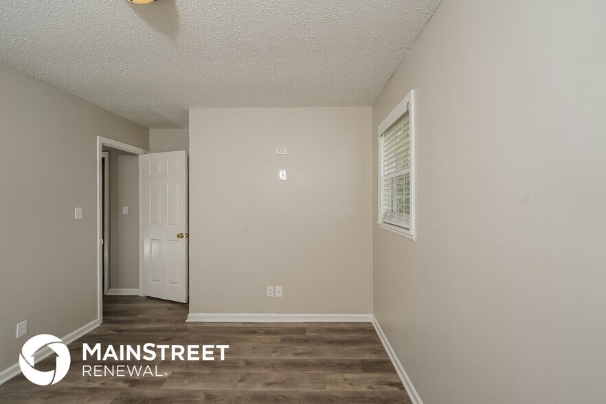 Building Photo - 5070 Rick Dr