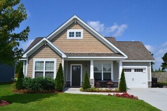Building Photo - 3BR 2 BA Maple Hill
