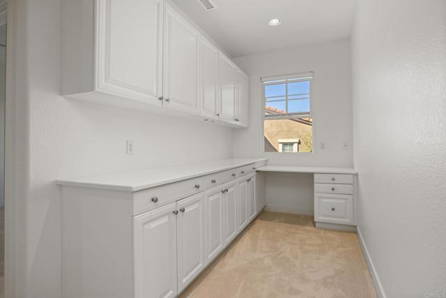 Building Photo - 7479 Mermaid Ln