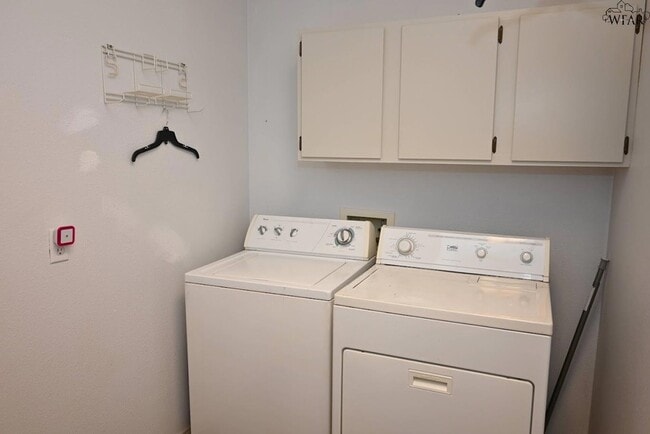 Building Photo - 4644 Bunny Run Dr