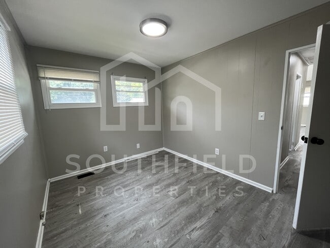 Building Photo - 2552 Sarvis Ct