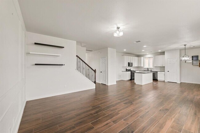 Building Photo - 240 Nectar Dr