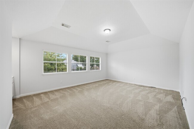 Building Photo - 5531 Cranston Ct