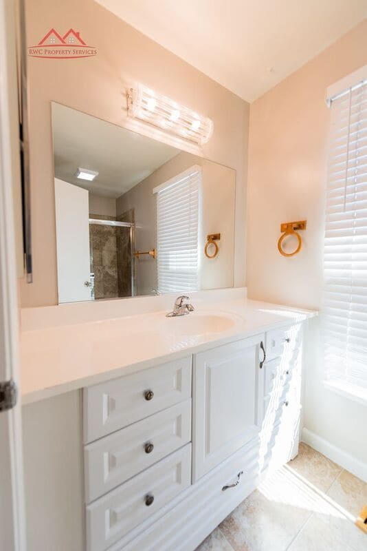 Building Photo - 1377 Spoonbill Way
