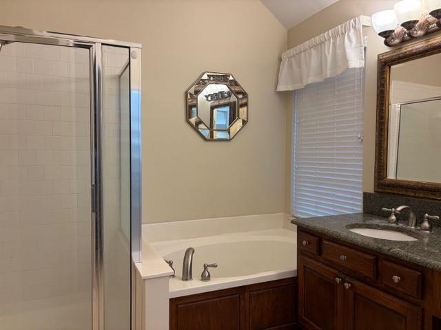 Building Photo - 4704 Bear Run Dr