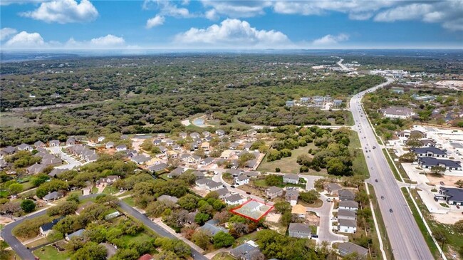 Building Photo - 124 Driftwood Hills Way