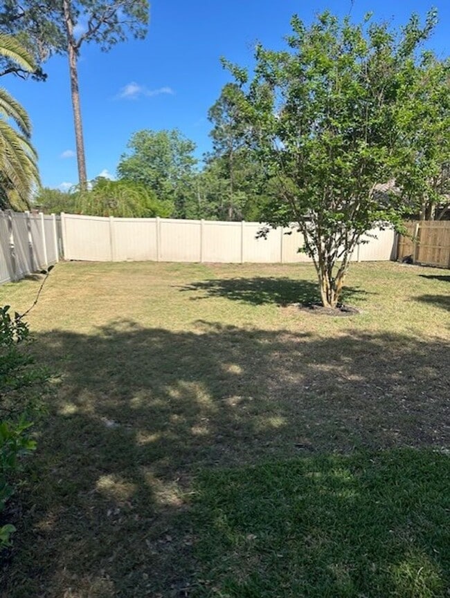 Building Photo - Beautiful Home in desirable River Gate!!!