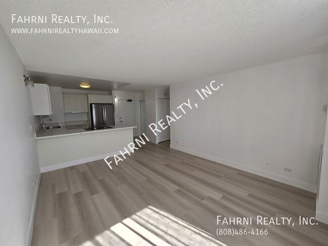 Building Photo - Beautifully Remodeled 1-Bedroom Condo with...