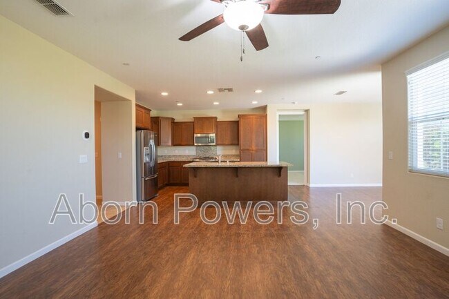 Building Photo - 7048 Greenford Way