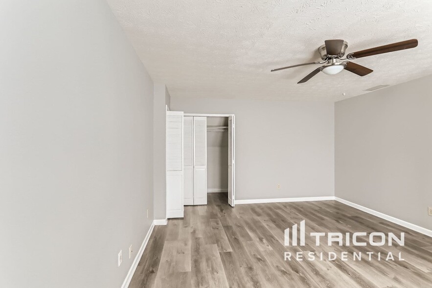 Building Photo - 4809 Glenwhite Dr