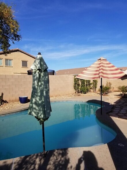 Building Photo - 7410 W Darrel Rd