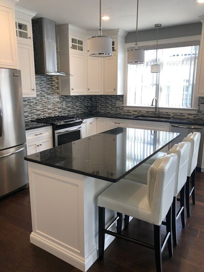 Building Photo - Charming 2BR House in Norfolk