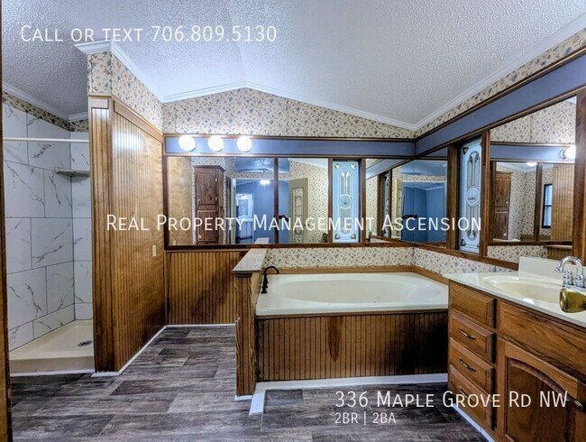 Building Photo - 336 Maple Grove Rd NW