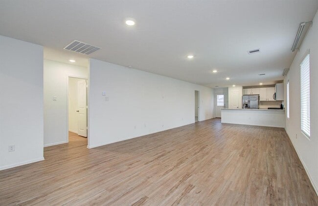 Building Photo - 10910 Bright Beacon Dr
