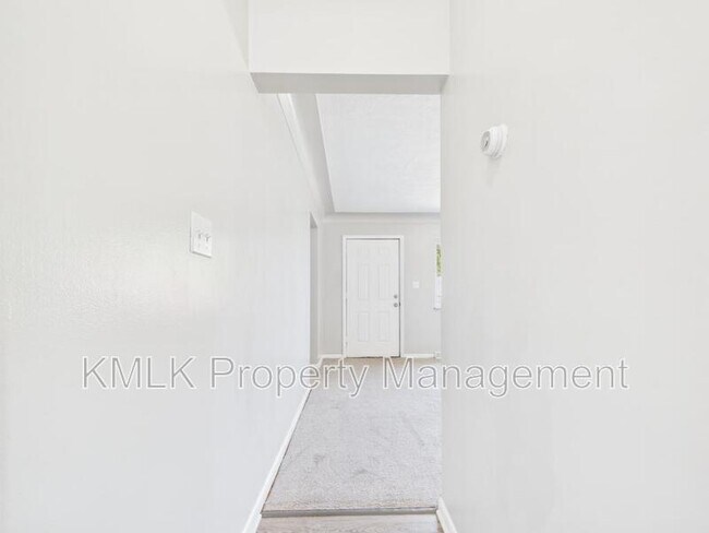 Building Photo - 1430 Virginia Ave