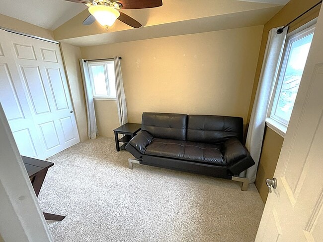 Building Photo - Maui Lani - Furnished 4-bedroom, 3-bathroom home with a 2 car garage