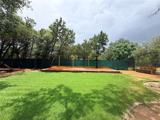 Building Photo - 7130 Ranch Rd