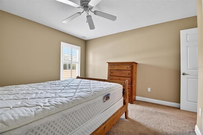 Building Photo - 108 Golfview Ct