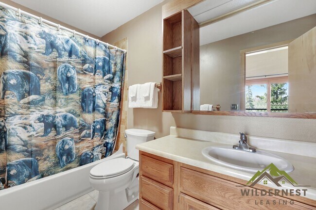 Building Photo - WINTER RENTAL Timber Ridge Condo - Nice 2 ...