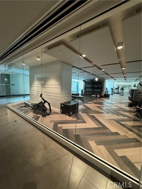 Building Photo - 400 S Broadway