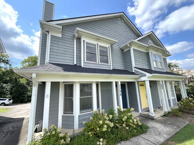 Building Photo - 229A Orlando Ave
