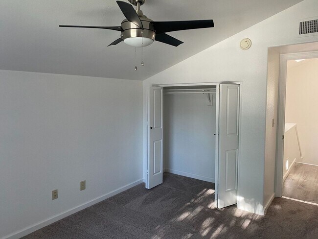 Interior Photo - Colonia Apartment Homes - Roger