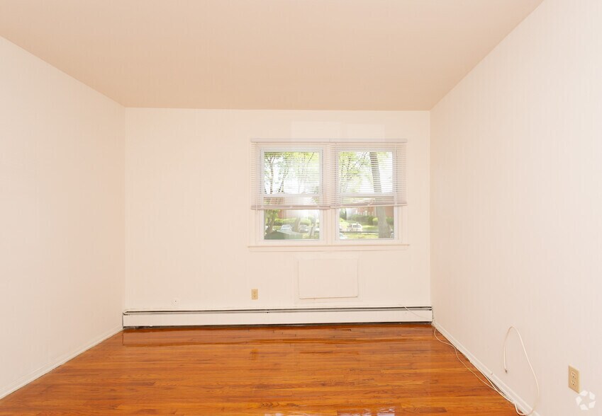 Tivoli Gardens 1100 Parsippany Blvd Parsippany NJ 07054 Apartment