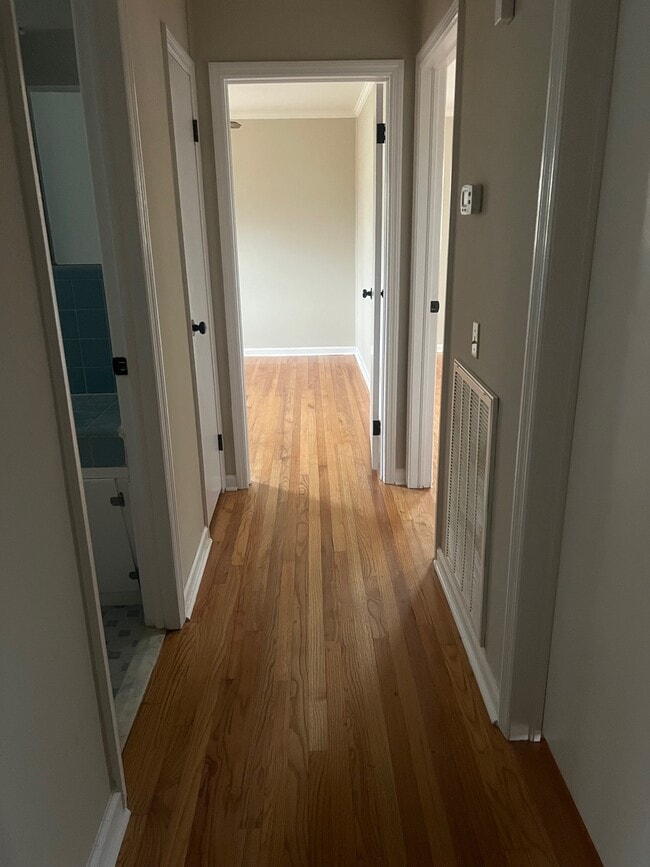 Building Photo - 5705 Creighton St