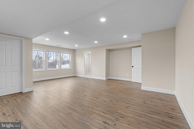 Building Photo - 64 Vividleaf Ln