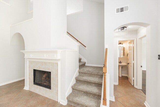 Building Photo - 23106 Beech Canyon Dr