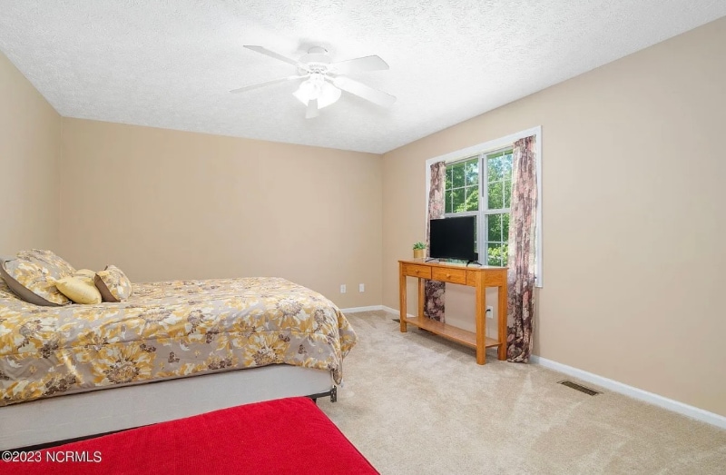 Building Photo - 106 7 Seas Dr