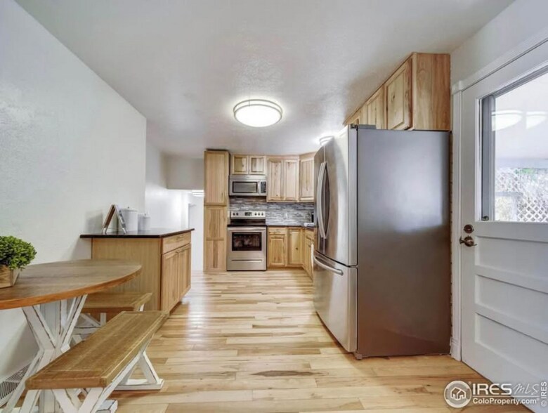 Building Photo - 8301 Chase Dr