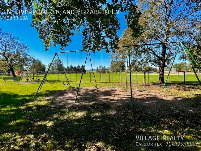 Building Photo - 75 N Liverpool St