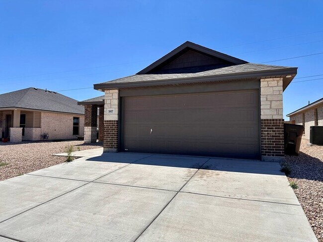 Building Photo - 5817 Settler Ave