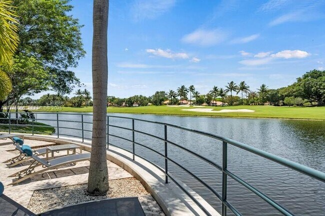 Building Photo - 5555 N Military Trl