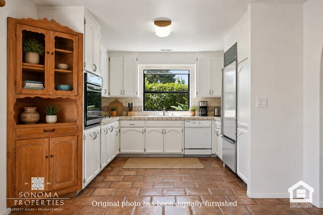 Building Photo - Southwestern Charm Meets Modern Comfort — 2BR/2BA Condo with Access to Shared Pool!