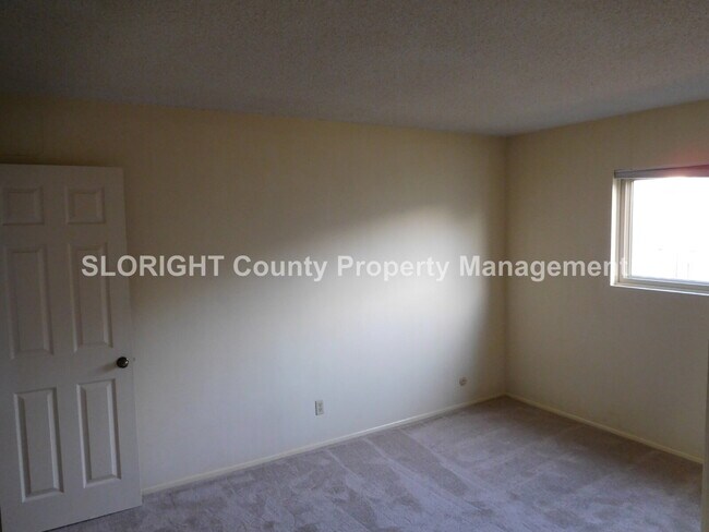 Building Photo - AVAILABLE NOVEMBER - Charming Los Osos Hom...