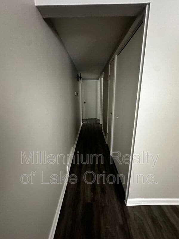 Building Photo - 61 E New York Ave