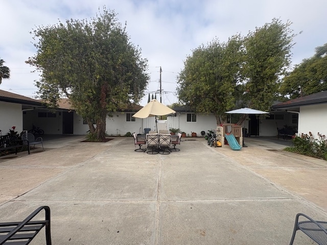 Building Photo - 2252 N Bristol St