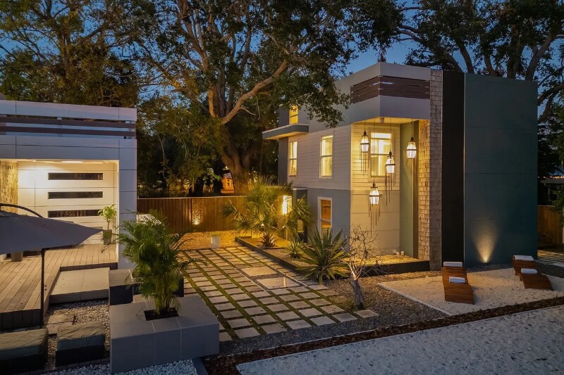 Building Photo - 603 38th St W