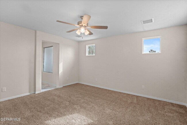 Building Photo - 11506 Summer Dr