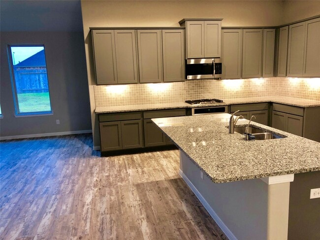 Building Photo - 4814 Vergano Villa Dr