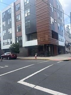 Primary Photo - 6401 Park Ave