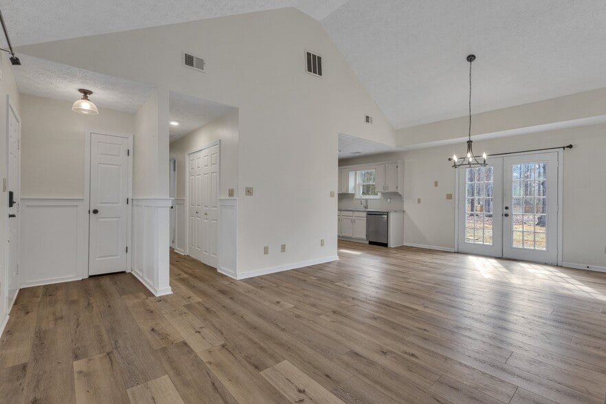 Building Photo - 78 Standing Rock Rd